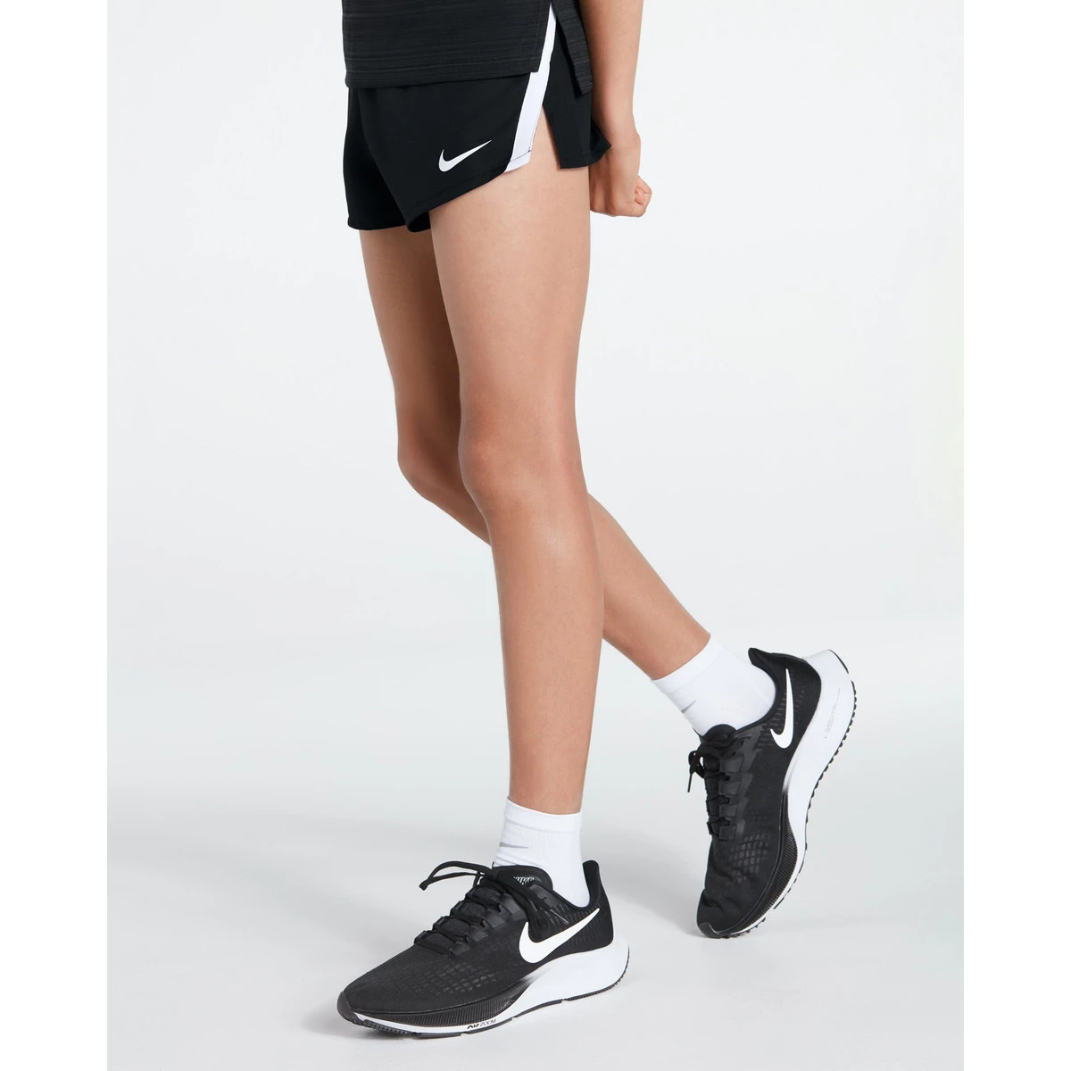 Nike Stock Fast 2'' Short Junior – Bild 4