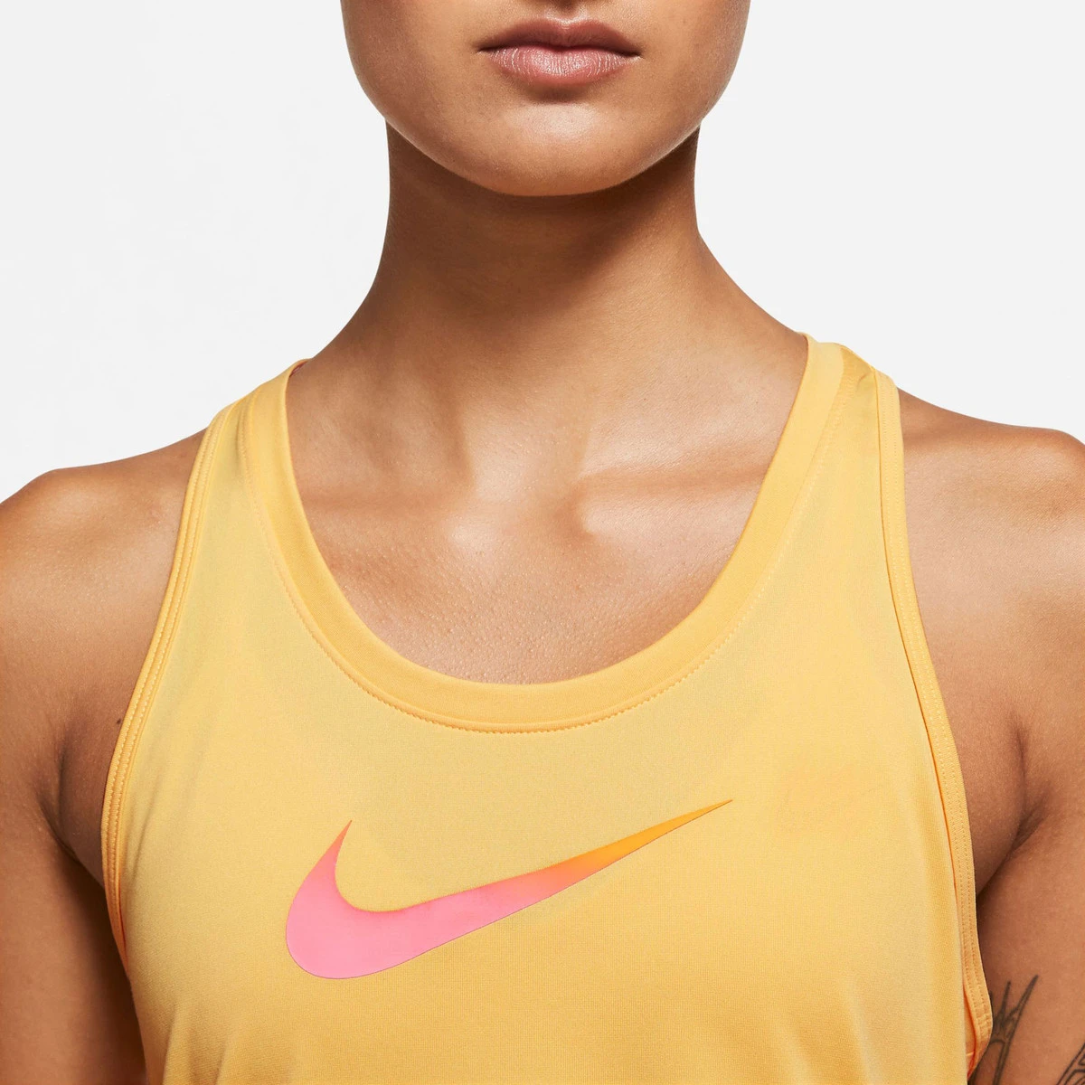 Nike One DriFit Swoosh Tank Damen – Bild 3
