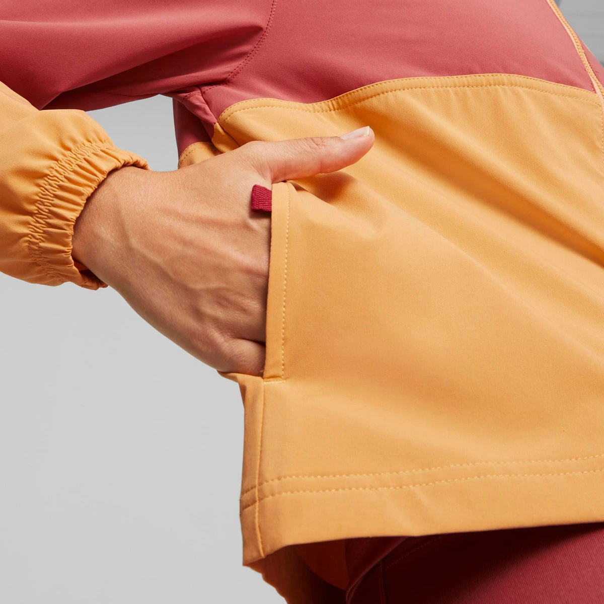 Puma First Mile Woven Jacke Damen – Bild 6